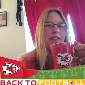 Meet your Posher, Febi